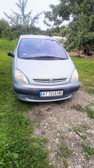 Продам сімейний мінівен