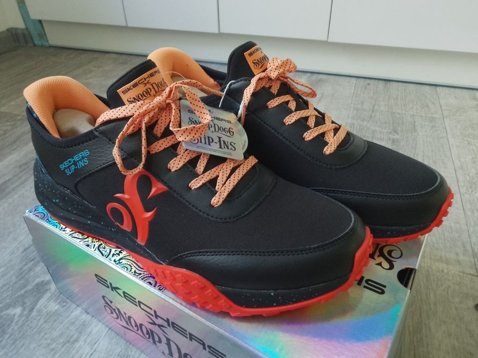 Продам красовки Skechers