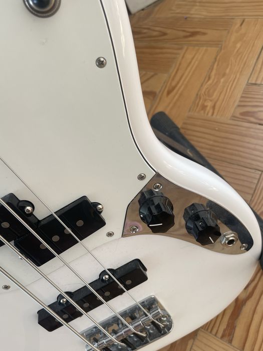 Baixo Fender player II Mustang