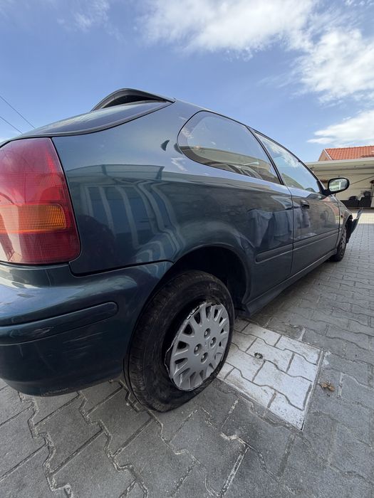 Honda Civic vi 1.4 IS