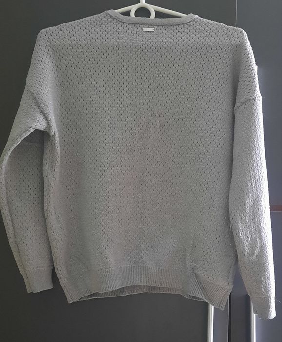 Sweter damski szary