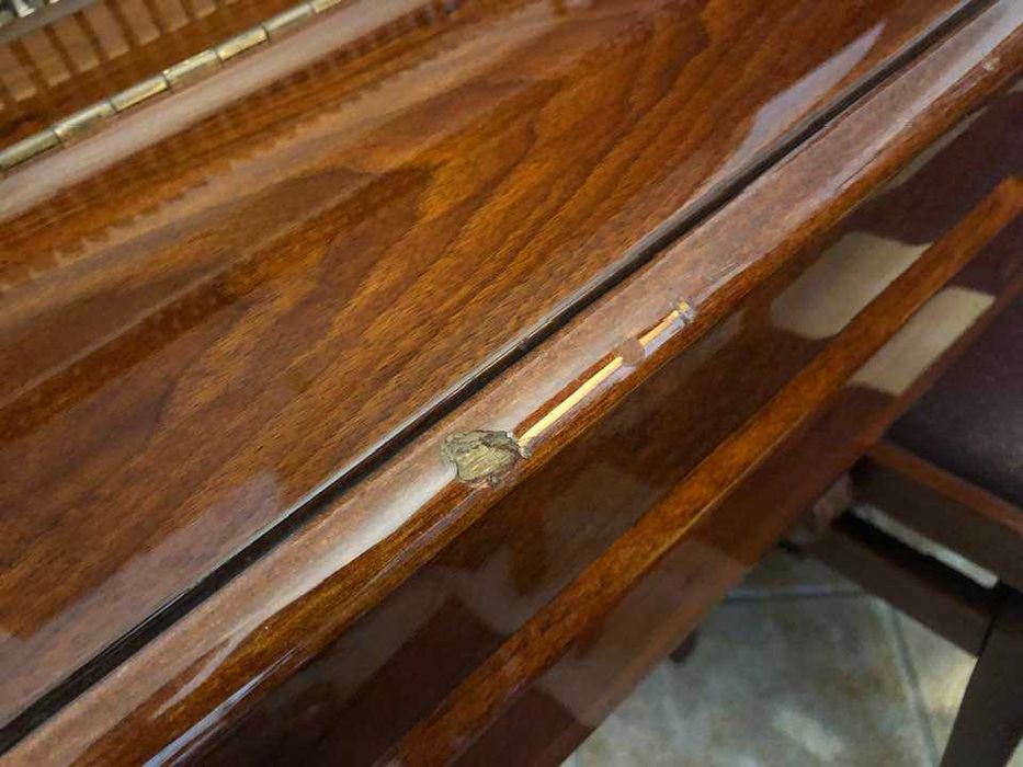 Piano vertical Samick, em muito bom estado