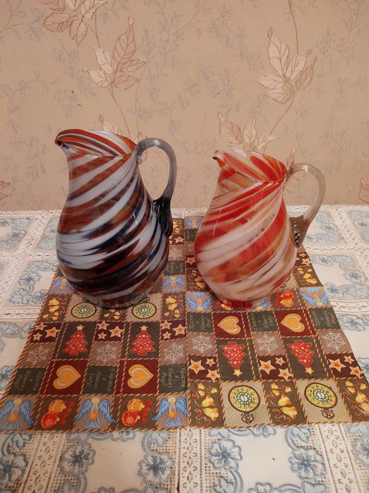 Столовые кувшины