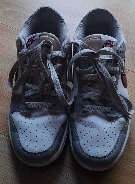 Sneakery Nike r. 37,5