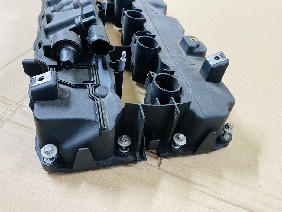 Кришка клапанна бмв N54 мотор двигун bmw