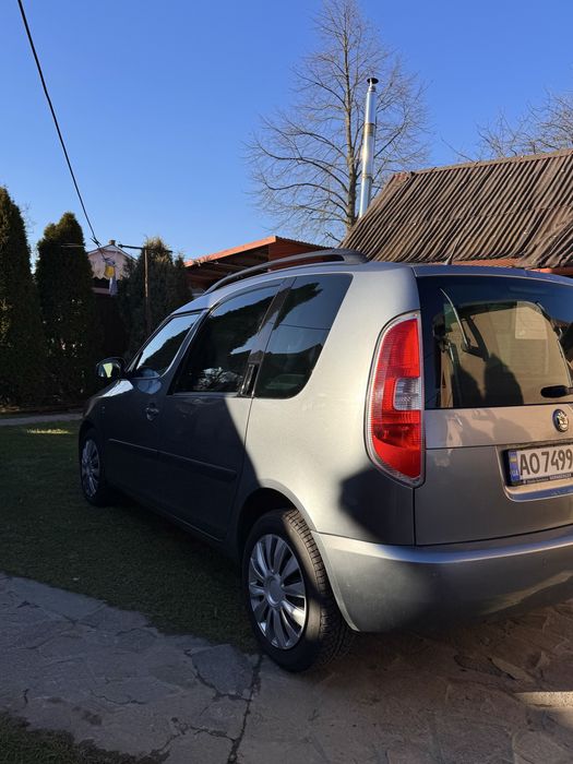 Skoda Roomster 2011 1.6 turbo diesel