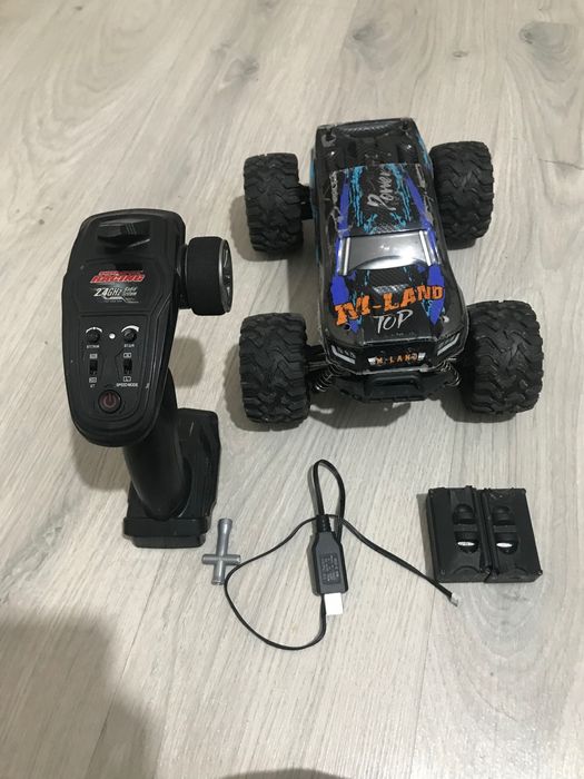 Машинка на радио керувани kf11