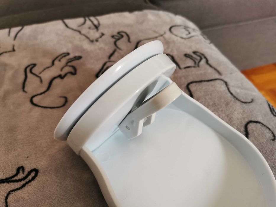 Podnóżek podstawka na stopę pod prysznic