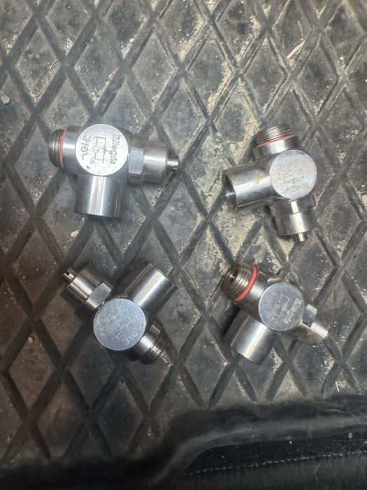 Zawory dławiące nierdzewne