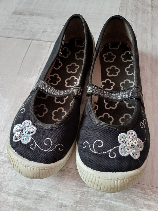 Kapcie, balerinki wsuwane. 30 dziewczynka