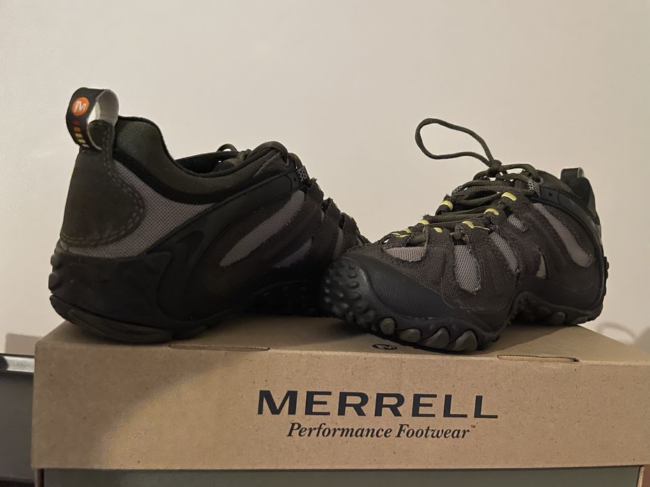 Ténis da marca Merrel