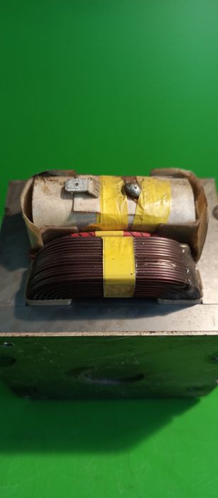 Do mikrofalówki do zgrzewarki punktowej  transformator 3,6 kg
