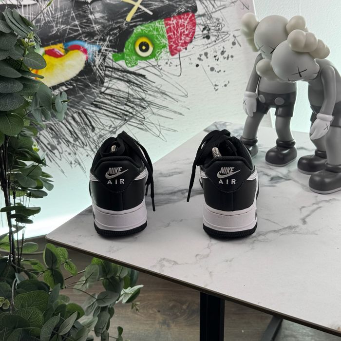 Кросівки шкіряні Nike Air Force 38.5 розмір E671