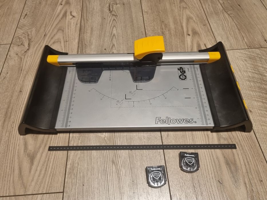 Gilotyna trymer FELLOWES Electron A4