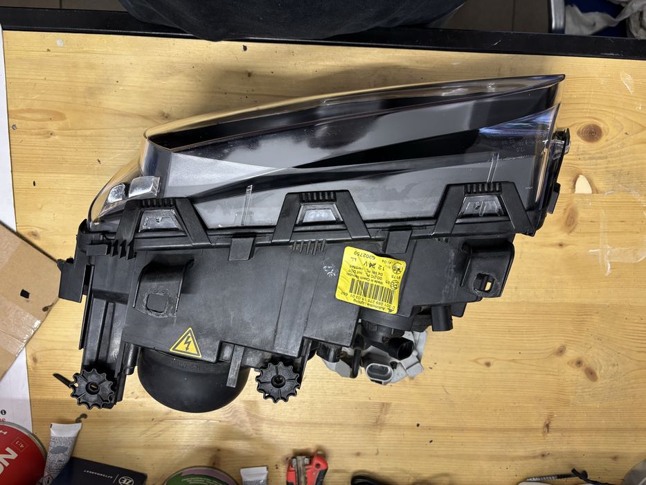 Lampa bmw e46 coupe PFL