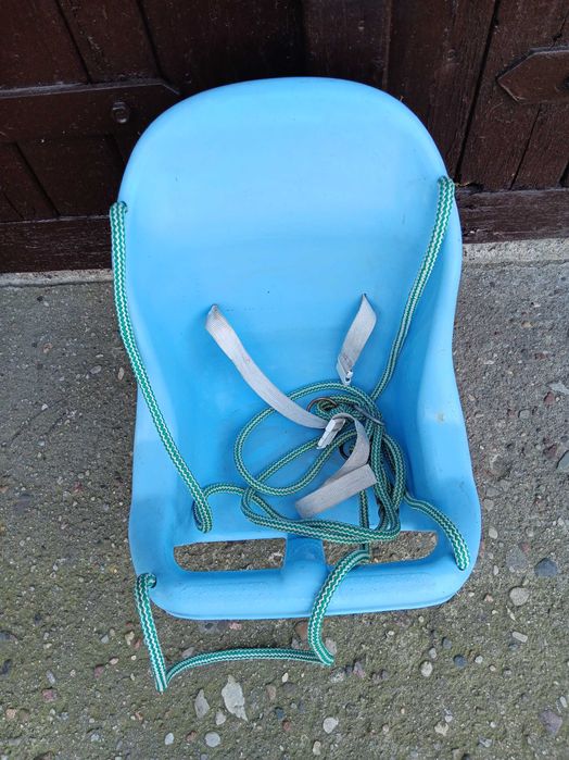 Bujanka dla małego dziecka