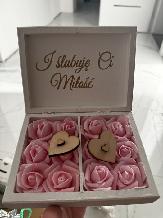 Pudelko na obrączki
