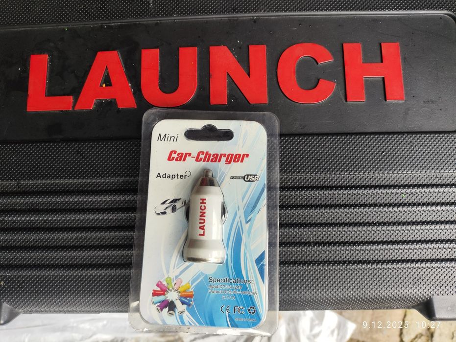 Ładowarka samochodowa Launch