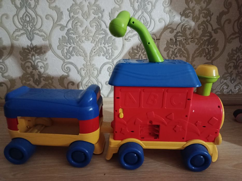 Поезд толокар  каталка ходунок