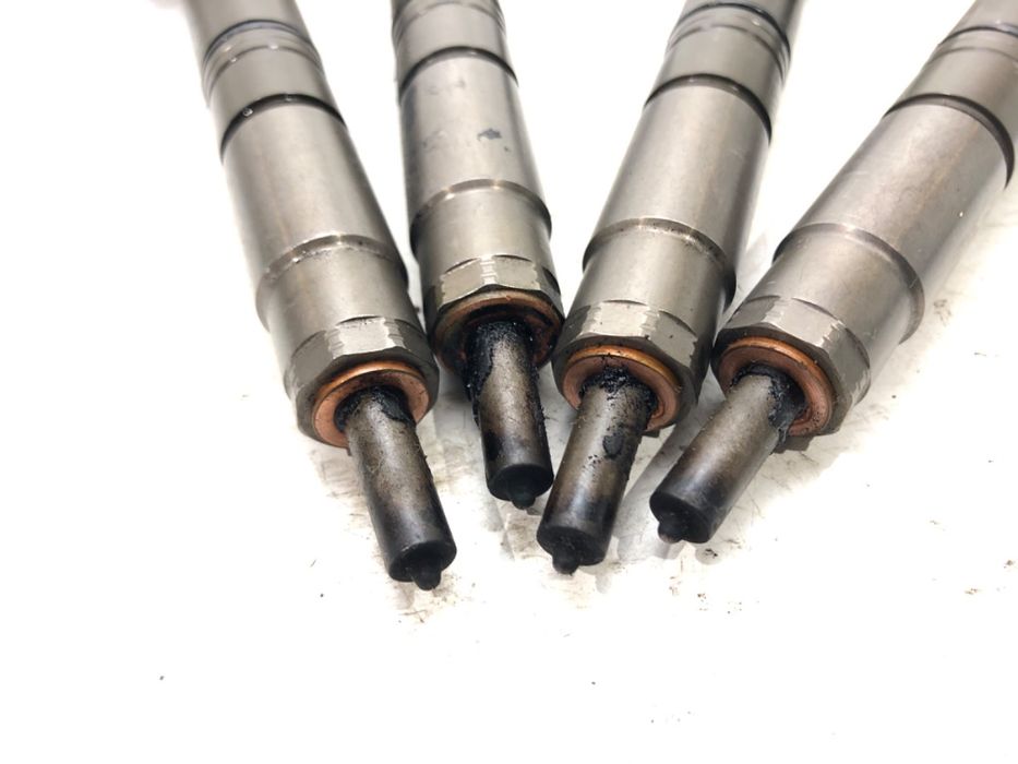 WTRYSKIWACZE KOMPLET AUDI A4 B8 03L130277 2.0 143KM 07-15 WTRYSKI