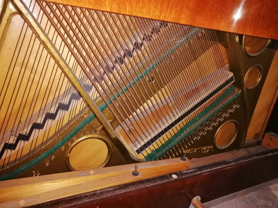 Sprzedam Pilnie Pianino Etyde