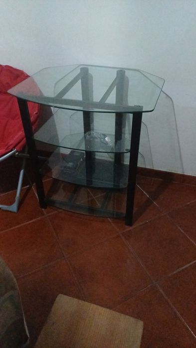 Mesa de vidro em bom estado