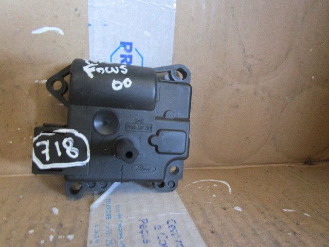 Motor da comporta da sofagem FORD Focus I Sedan (DFW)