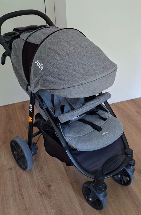 Wózek spacerówka Joie