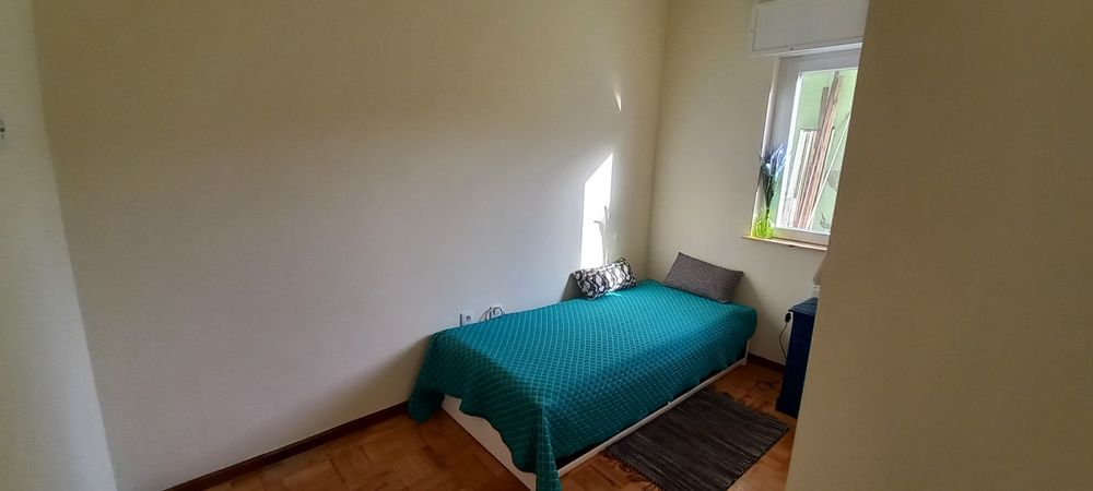 Quarto para arrendar