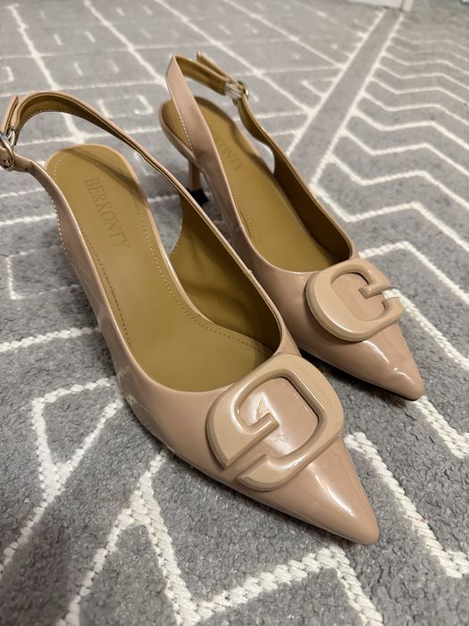 Продам туфлі жіночі