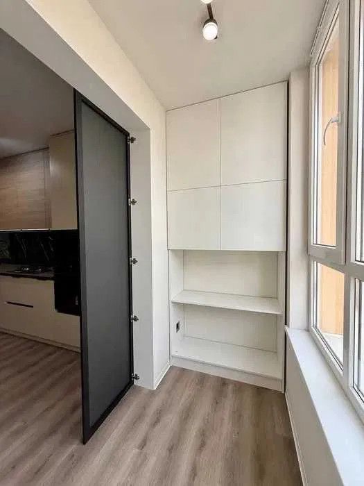 Продаж 2-кім. квартири 75 м.кв., в. Тролейбусна