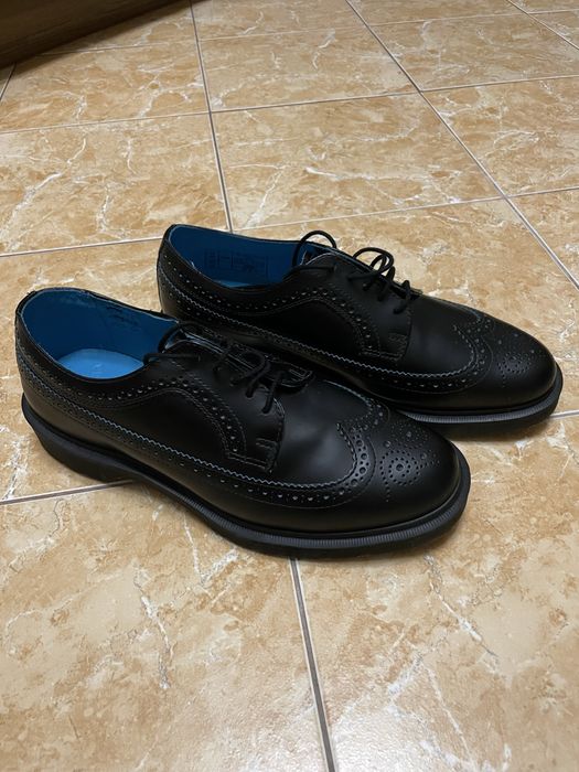 Туфлі Dr. Martens