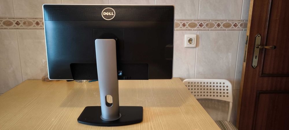 Monitor DELL 23 polegadas