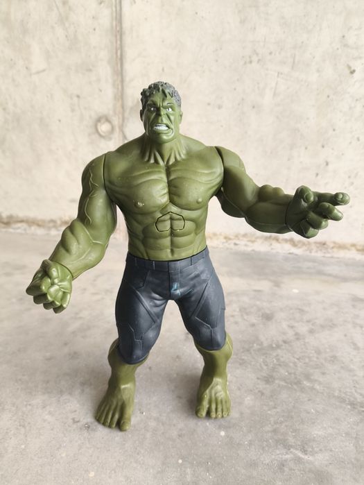 Hulk Titan figura