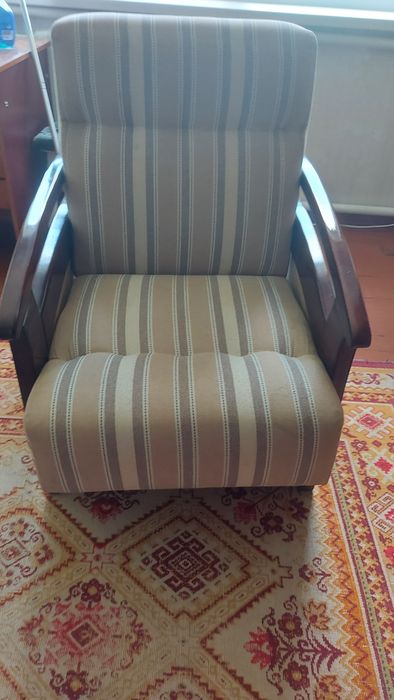 Крісло розкладне з нішою