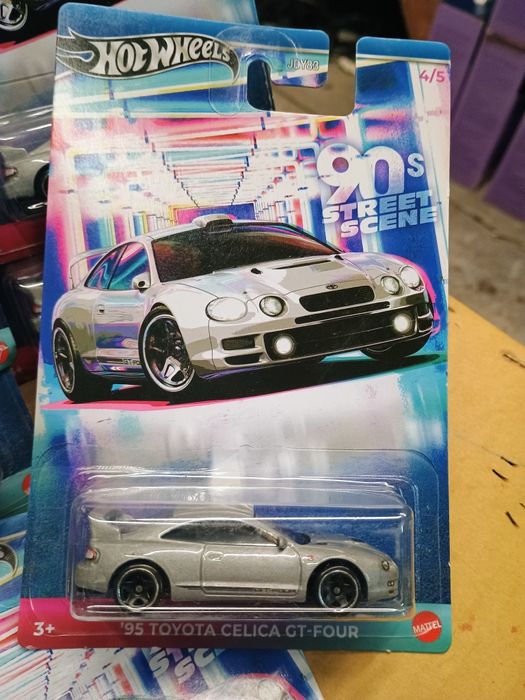 Hot Wheels 95  toyota celica GT four mowy resorek autko