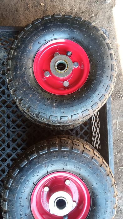 Conjunto de Rodas pneumáticas