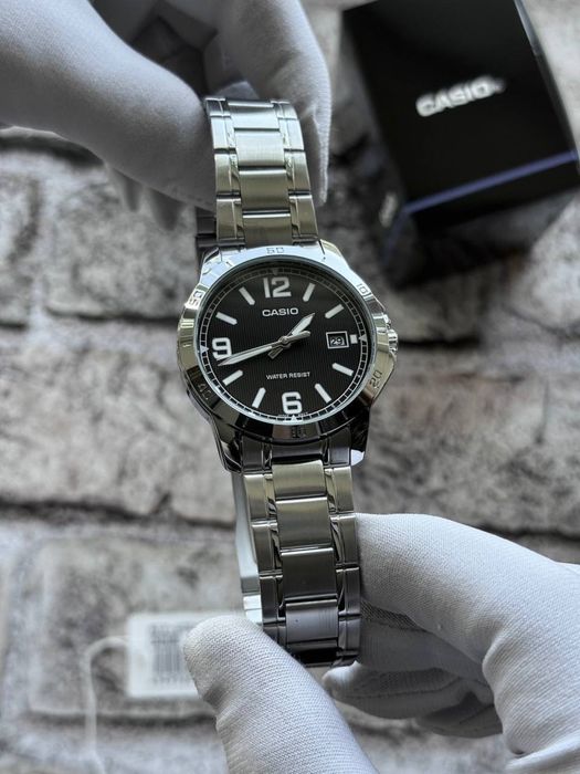 Нові та оригінальні! Гаранія 24 місяці! Часи Casio MTP-V004D-1B2