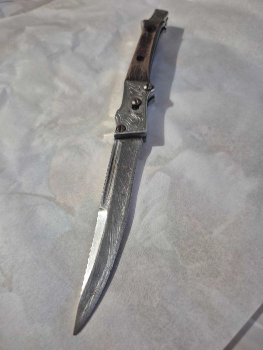 Складаний ніж ручної роботи