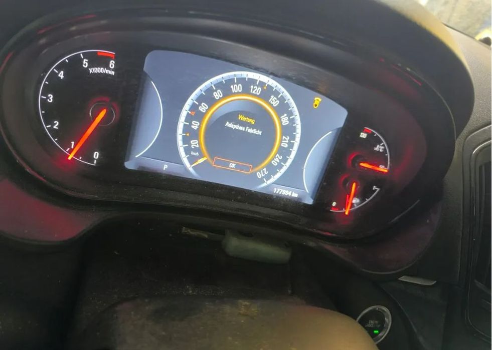 licznik duży opel insignia a lift , diesel