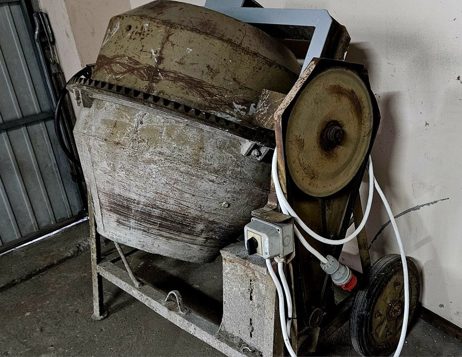 Betoniarka siłowa 150 litrów