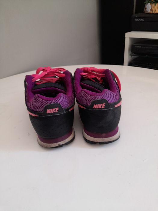 Buty nike czarne rozmiar 36,5