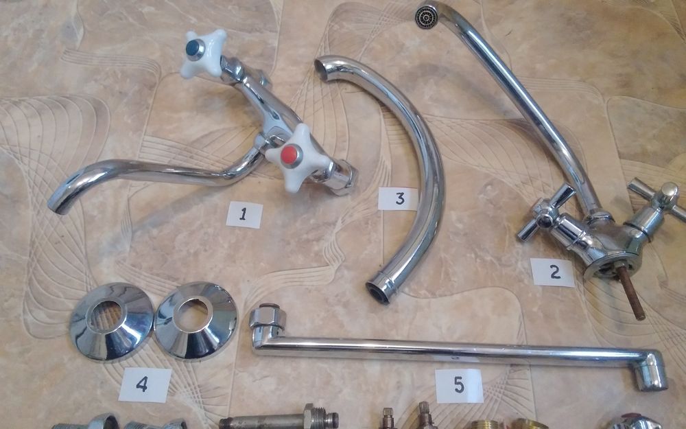 Латунные смесители и другое.