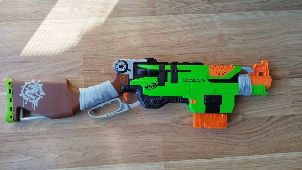 Nerf SlingFire (bez lotek