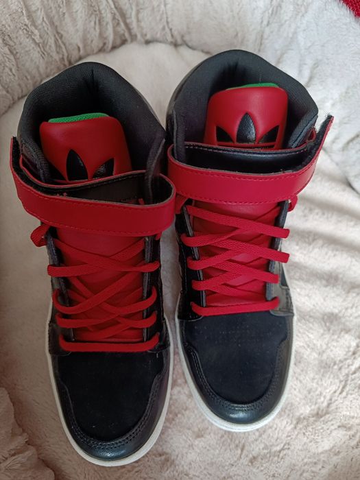 Кросівки Adidas. Оригінали