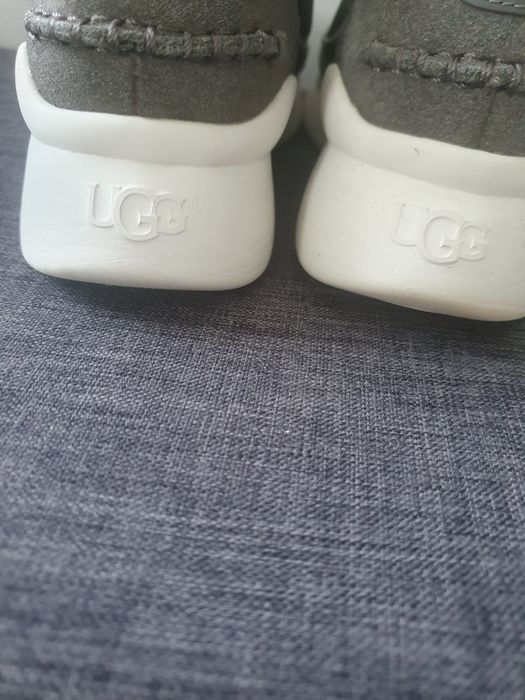 Buty adidasy  damskie  sportowe adidasy ugg orginalne