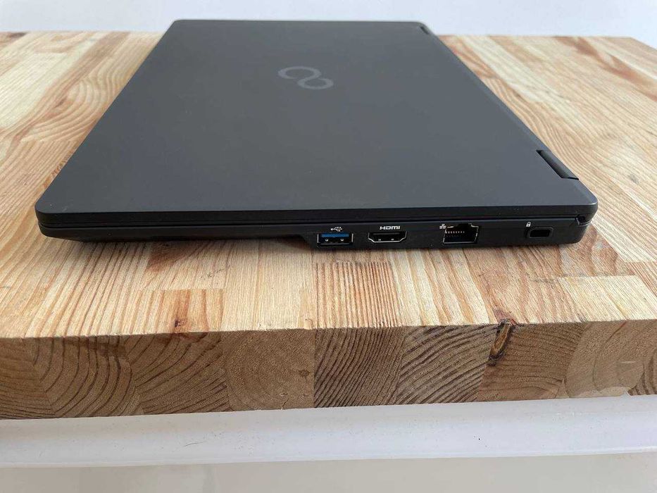 Хіт ! Ноутбук Fujitsu LIFEBOOK U729 i3-8145U | 8GB | IPS FHD | 4G LTE
