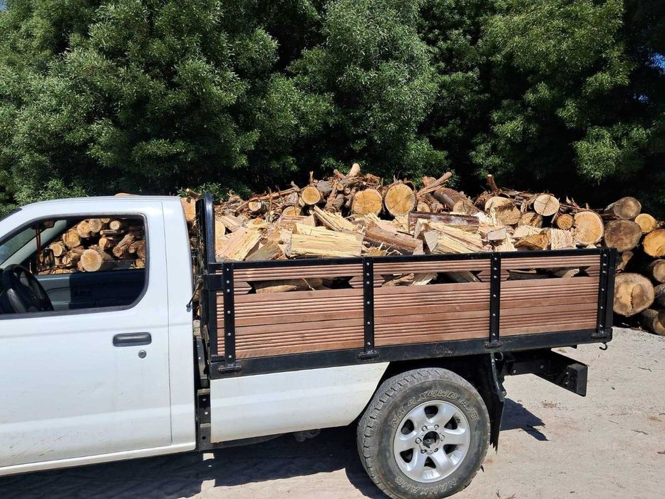 Lenha para lareiras e salamandras