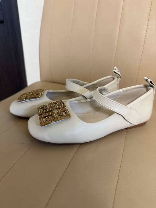 Туфли детьские для девочку