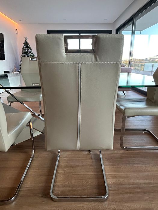 Mesa de jantar vidro + 6 cadeiras suspensas (alto padrão)